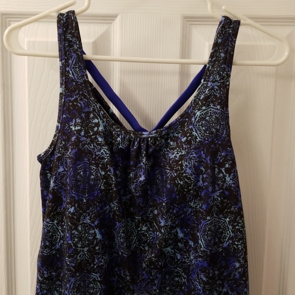 GAIAM Tops - NWT GAIAM yoga tank